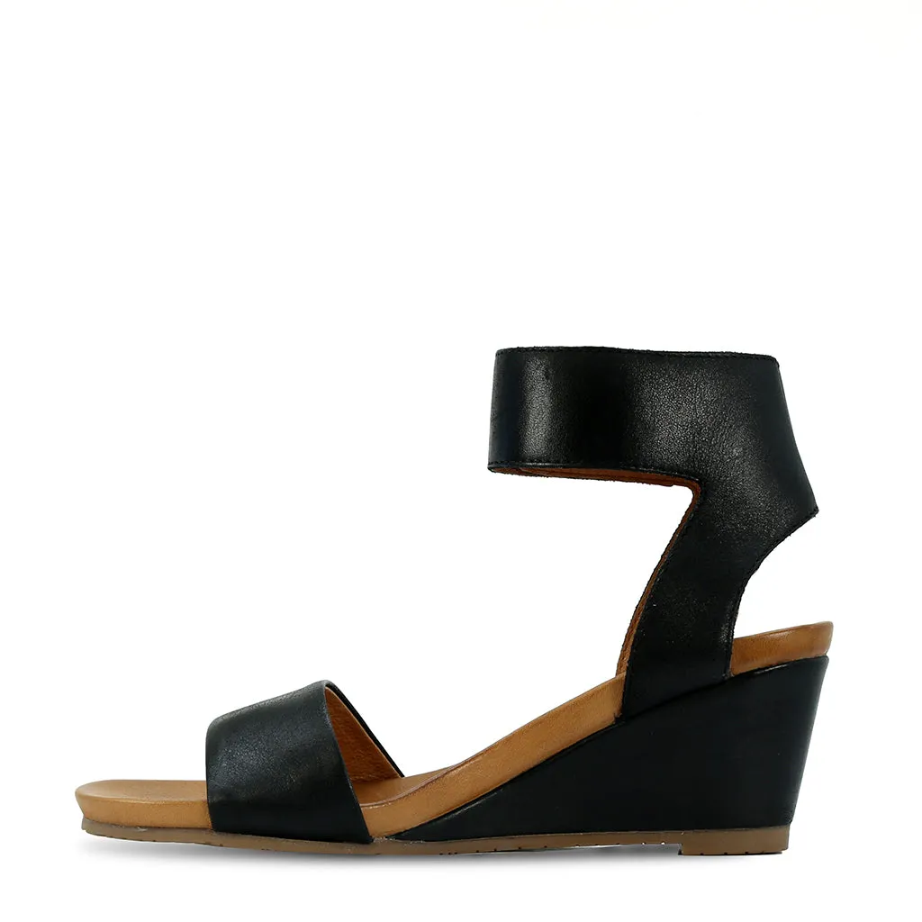 Emma-2 Wedge Sandals