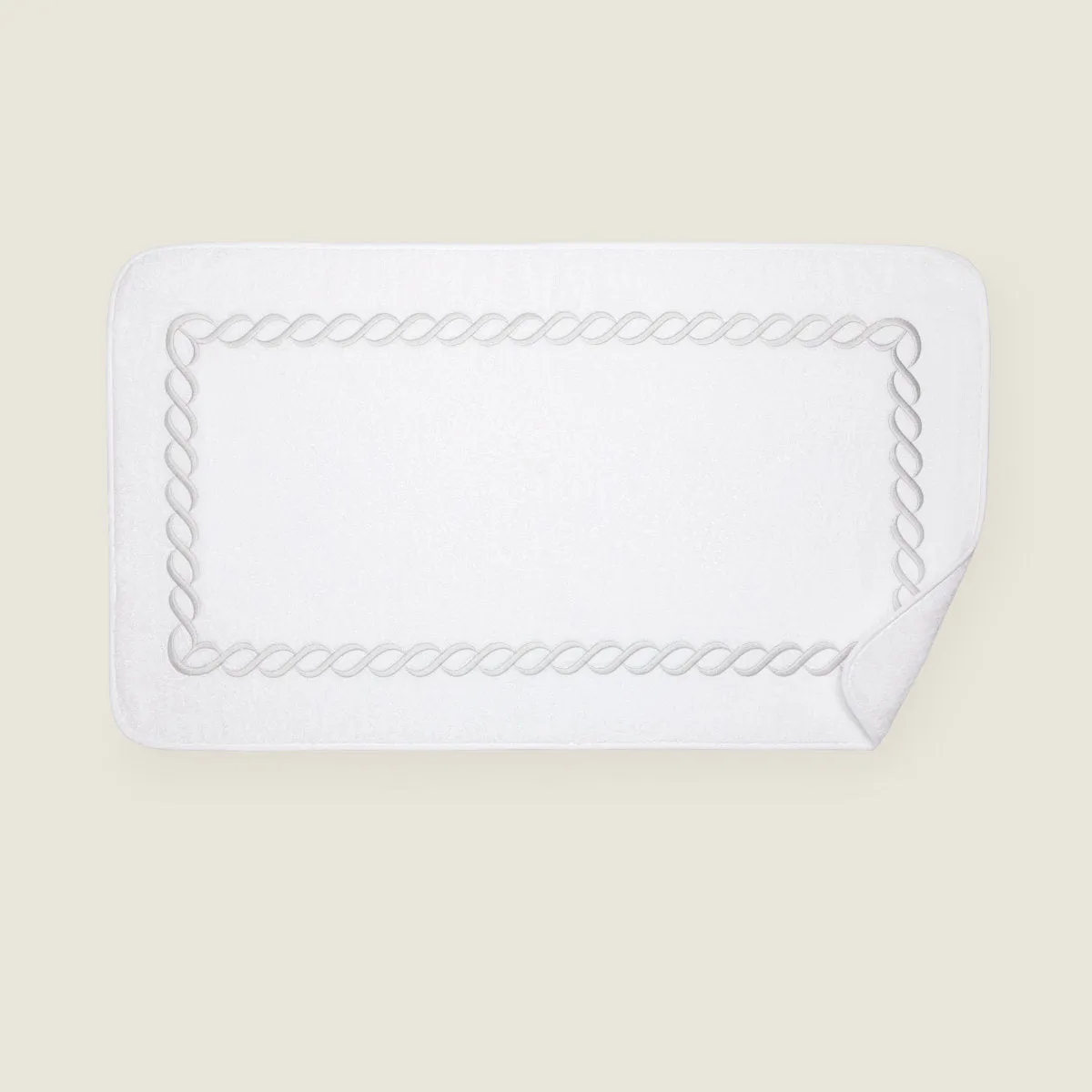 'Treccia' Bathroom Mat Collection by Pratesi